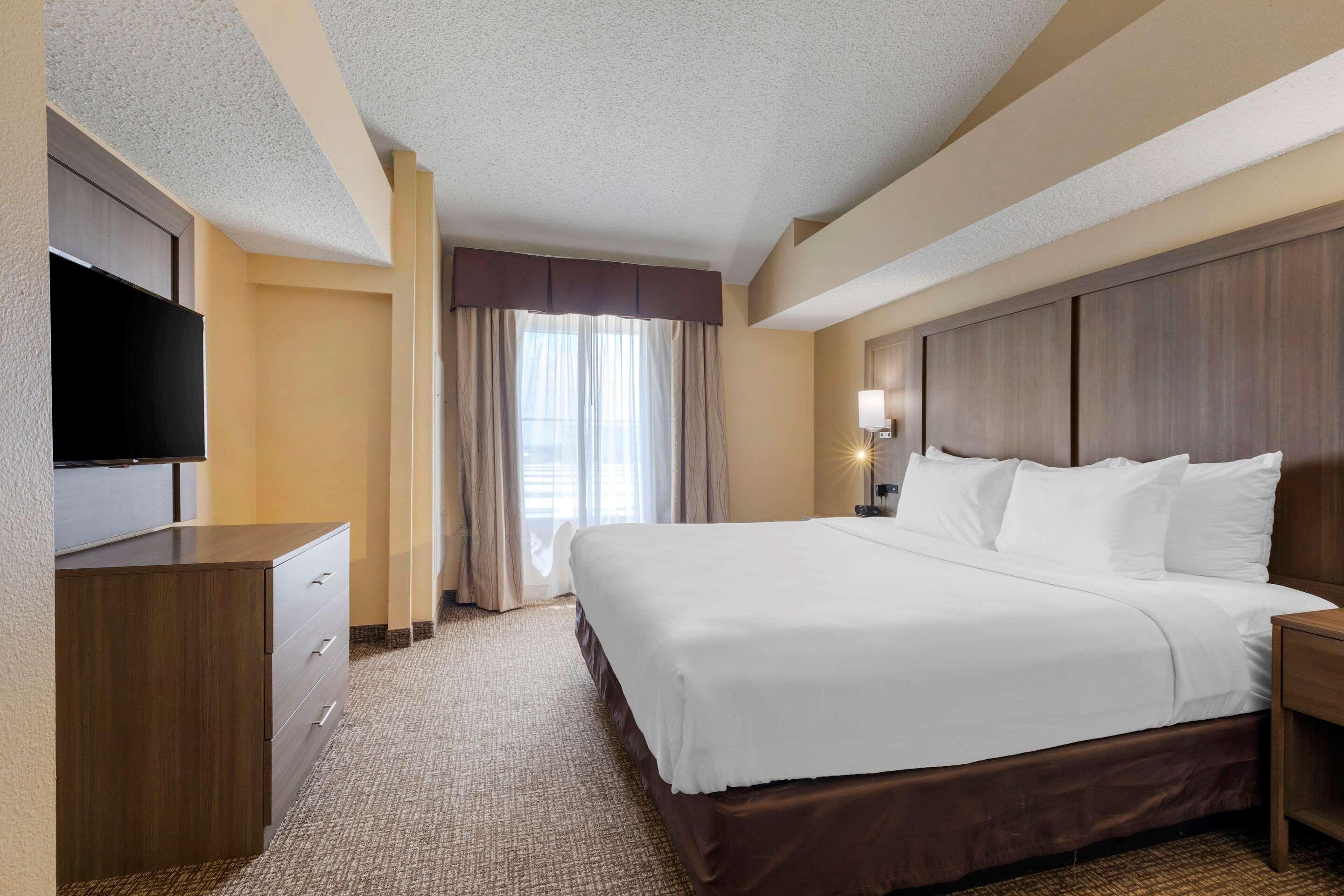 Comfort Suites Dfw Airport Irving Exterior foto