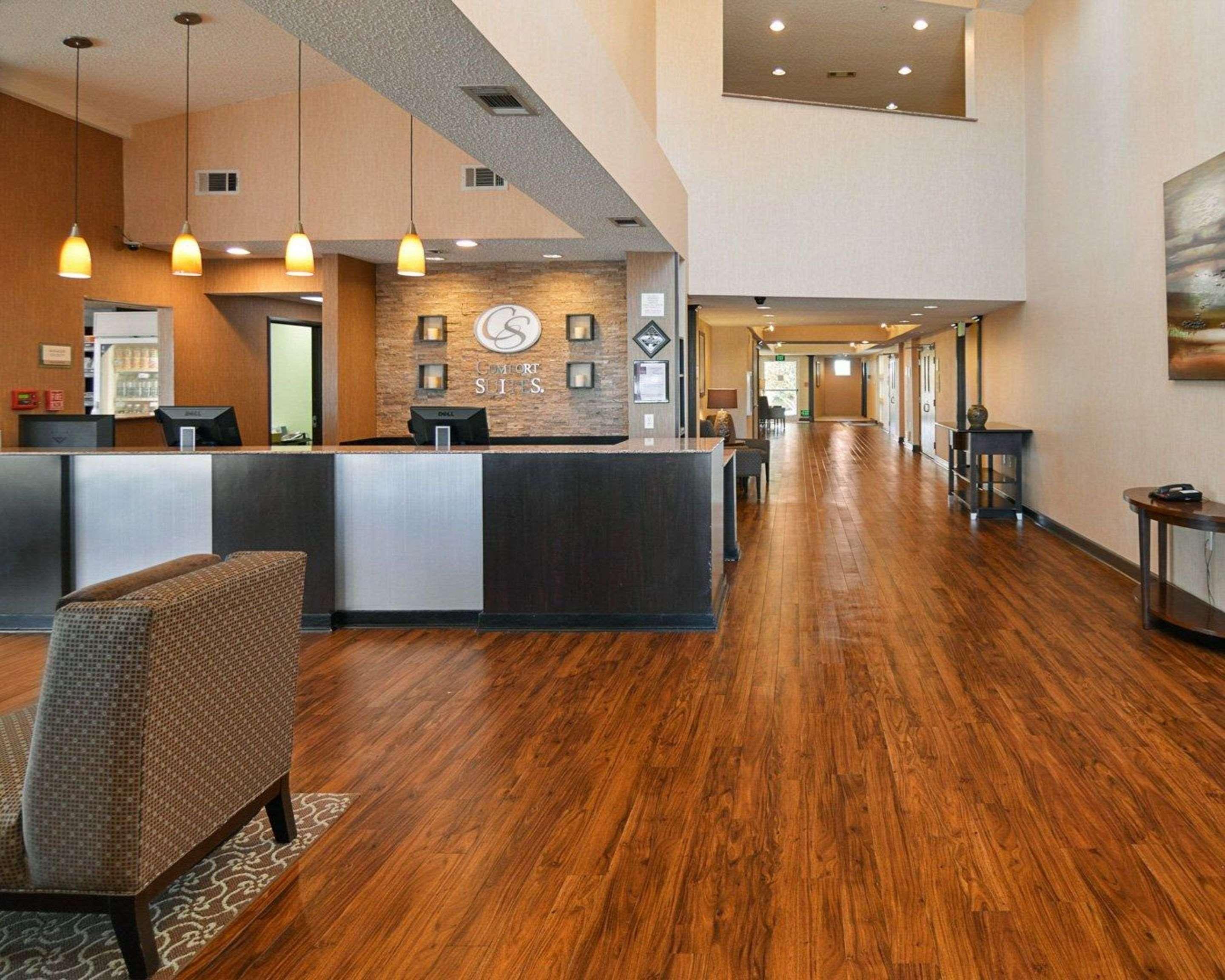 Comfort Suites Dfw Airport Irving Exterior foto