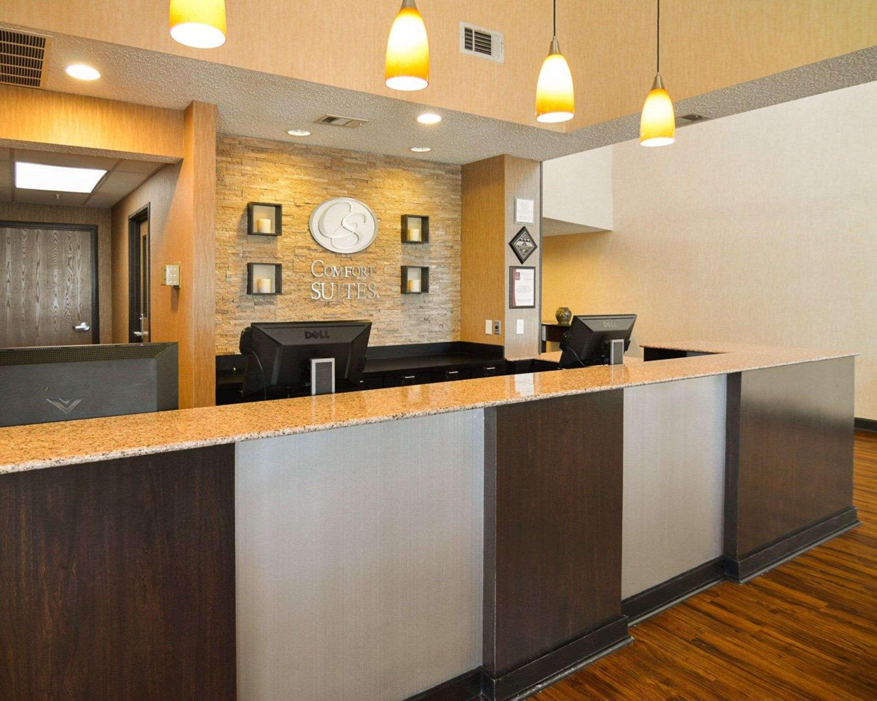 Comfort Suites Dfw Airport Irving Exterior foto
