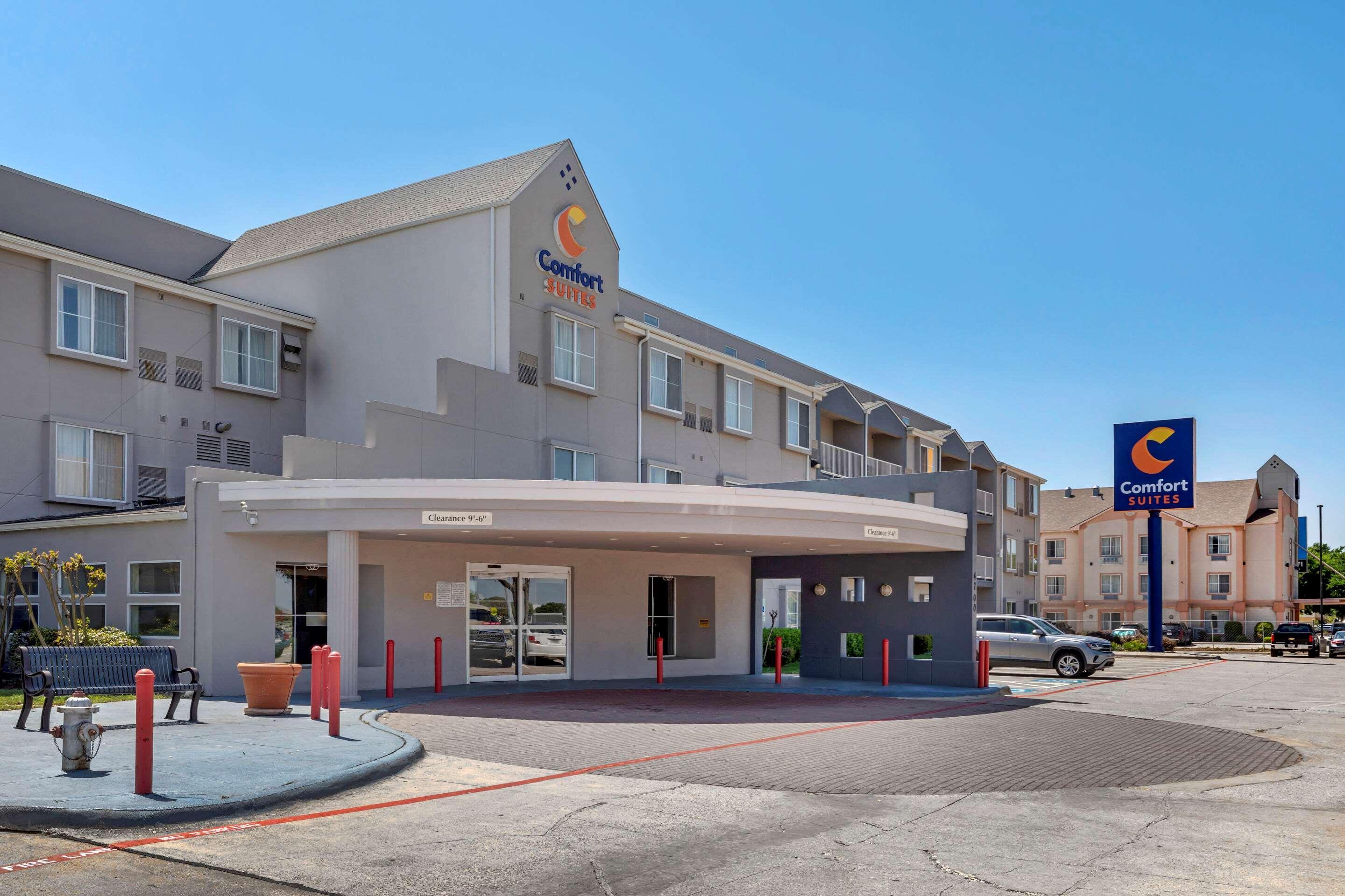 Comfort Suites Dfw Airport Irving Exterior foto