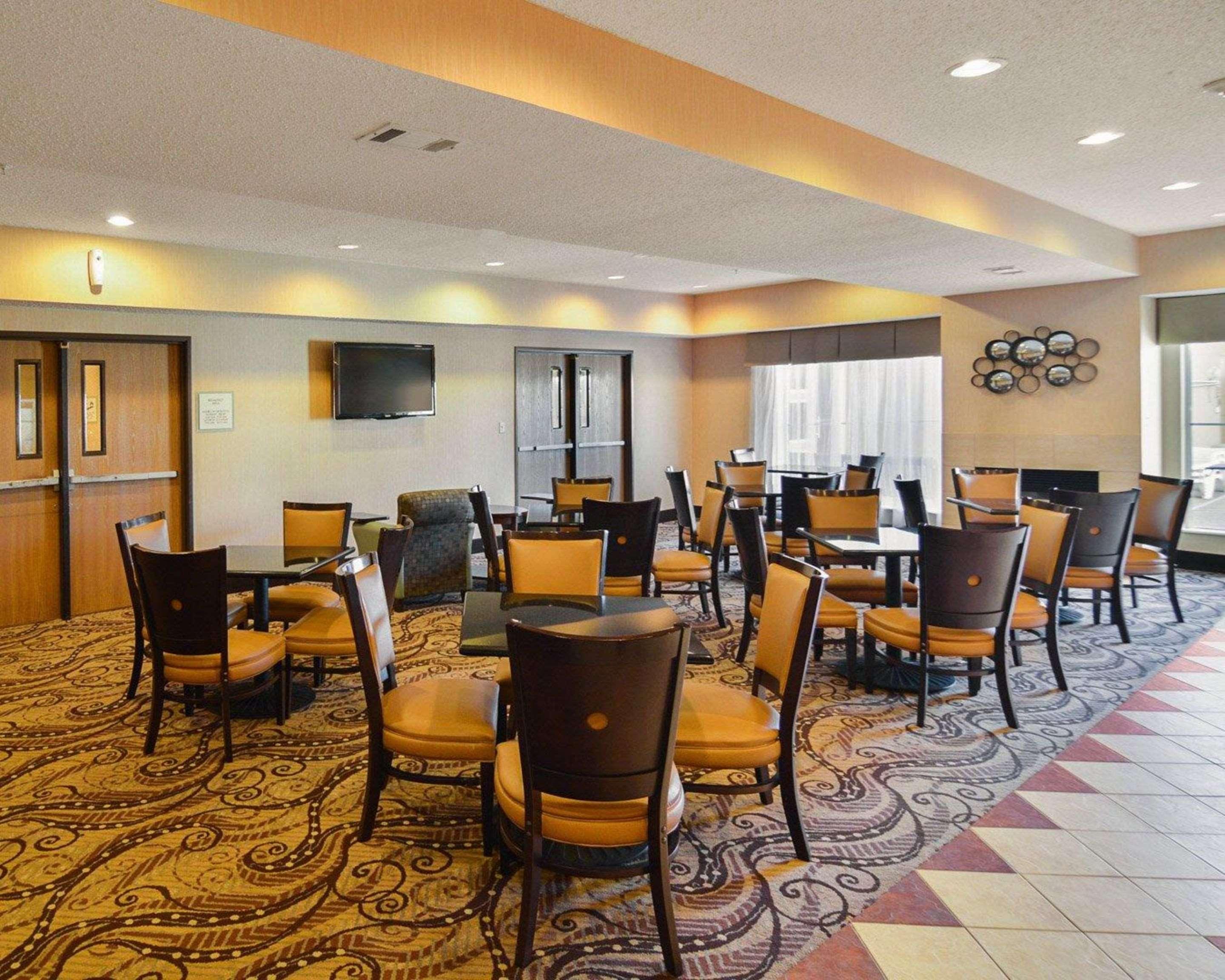 Comfort Suites Dfw Airport Irving Exterior foto