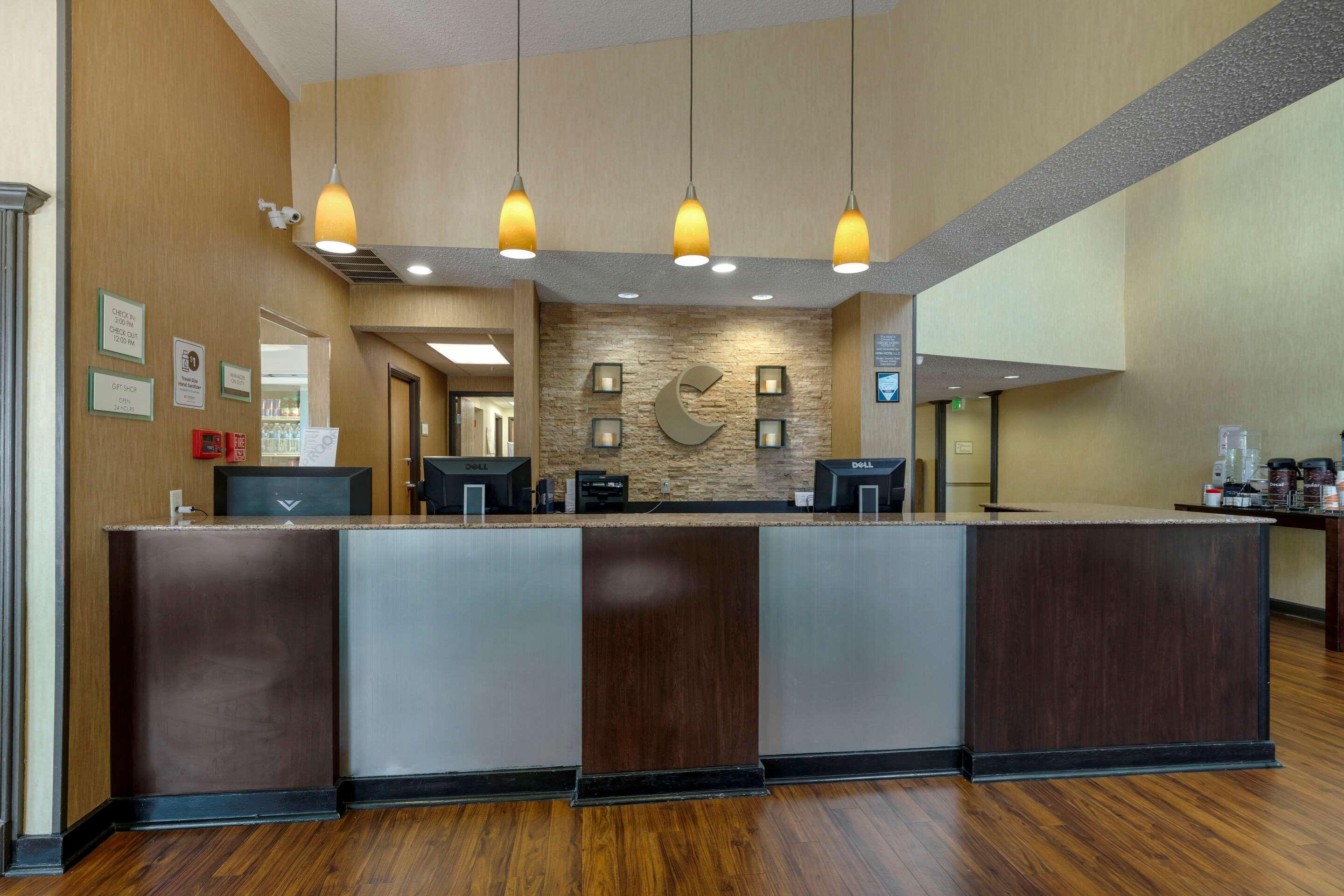 Comfort Suites Dfw Airport Irving Exterior foto